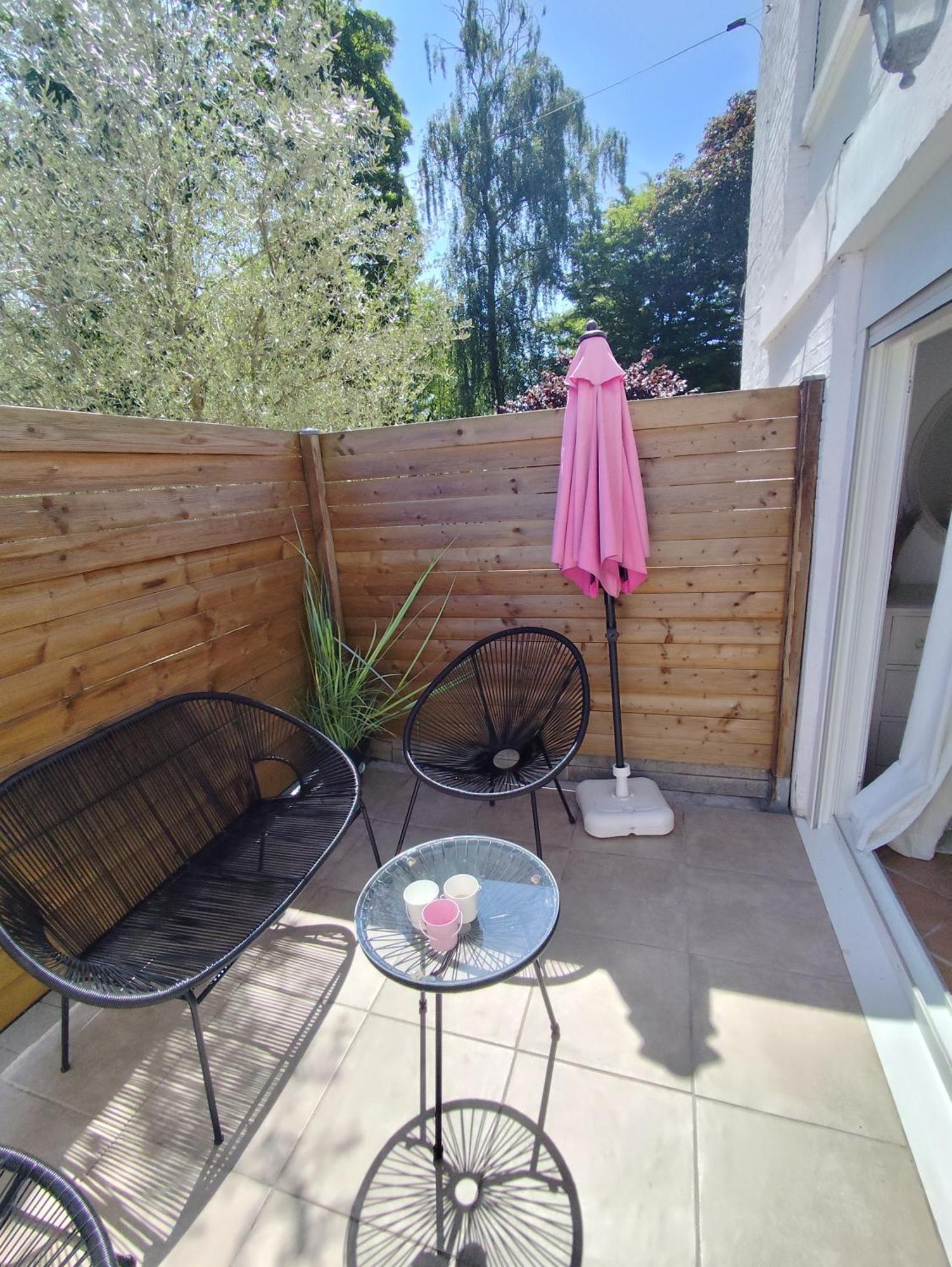 Escapade Pres De Lille - Appartement Charmant Avec Terrasse Et Parking Privee Mons-en-Baroeul Eksteriør bilde