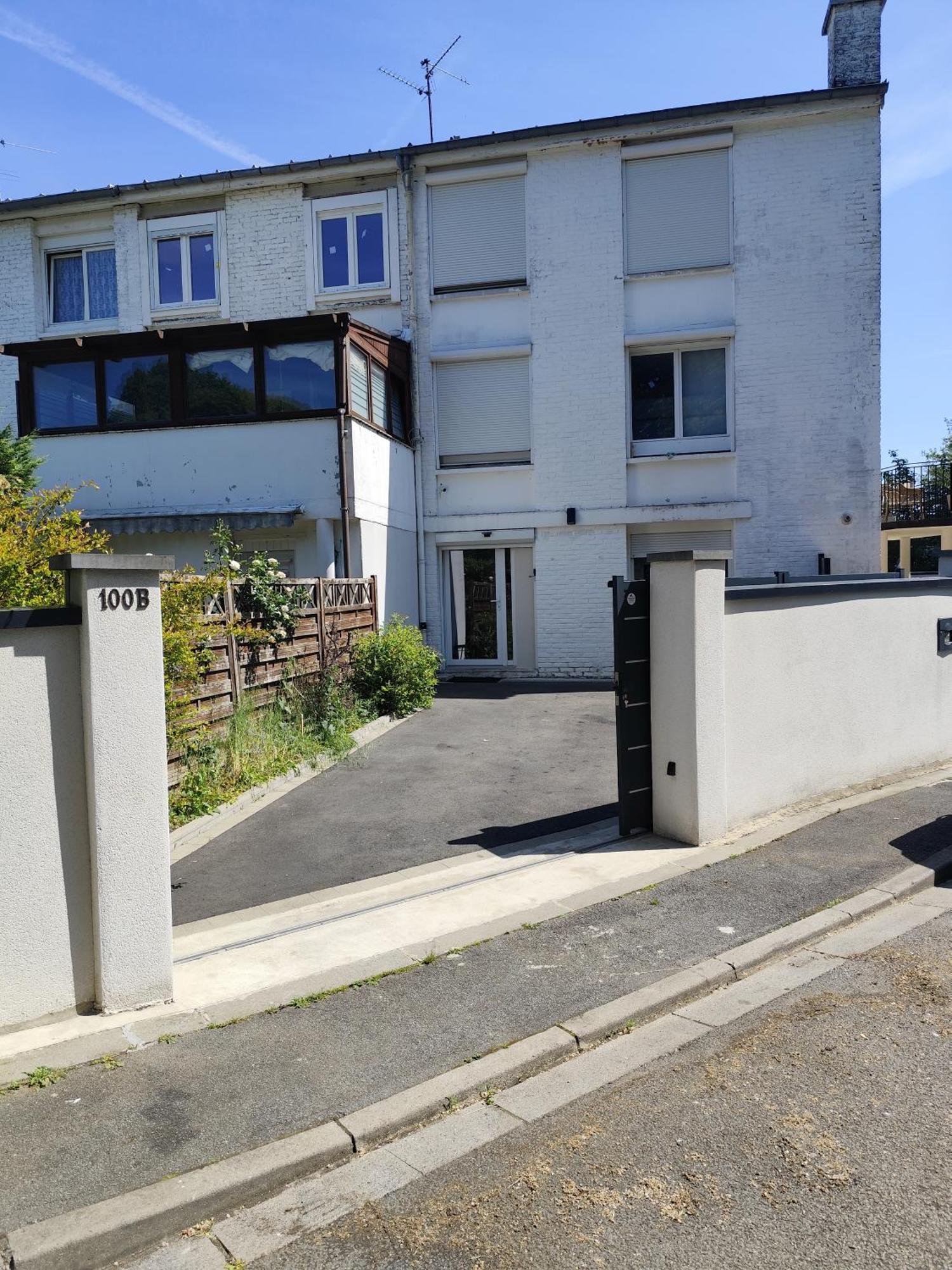 Escapade Pres De Lille - Appartement Charmant Avec Terrasse Et Parking Privee Mons-en-Baroeul Eksteriør bilde