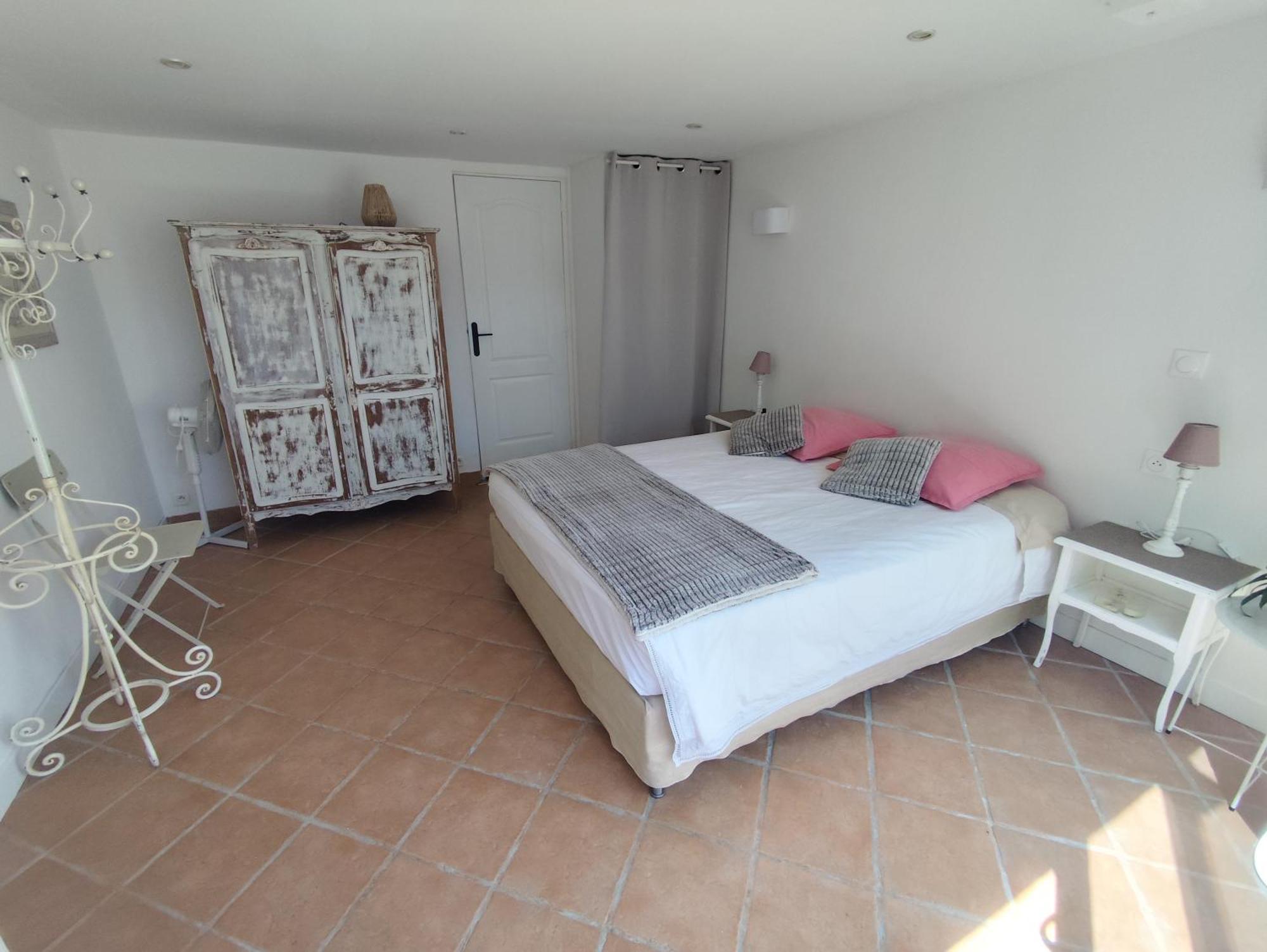 Escapade Pres De Lille - Appartement Charmant Avec Terrasse Et Parking Privee Mons-en-Baroeul Eksteriør bilde